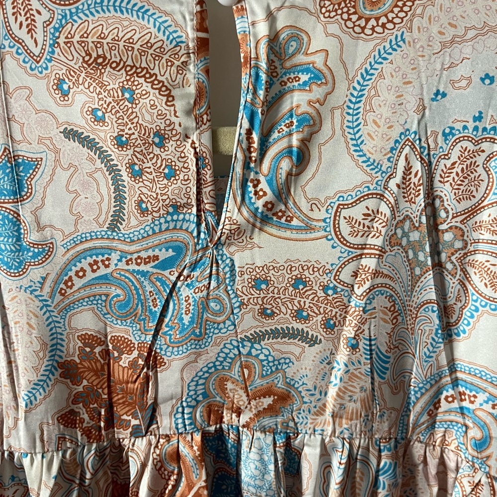 Woman’s Top 🩷 - Picture 3 of 6